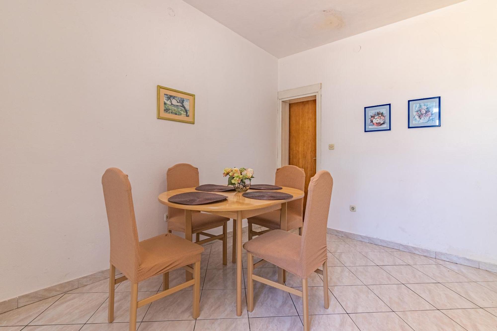 Apartments With A Parking Space Ivan Dolac, Hvar - 15784 Room photo