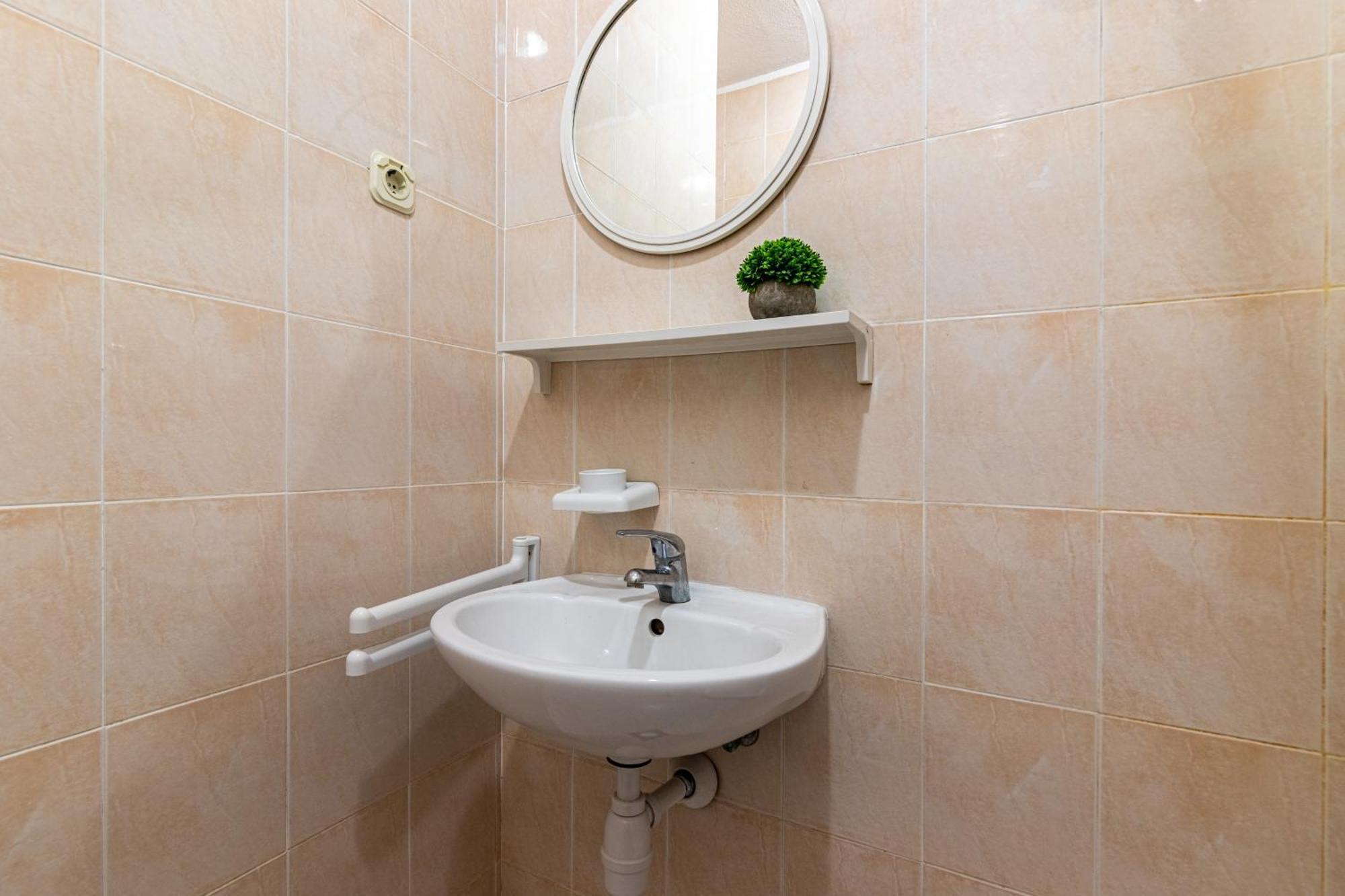 Apartments With A Parking Space Ivan Dolac, Hvar - 15784 Room photo